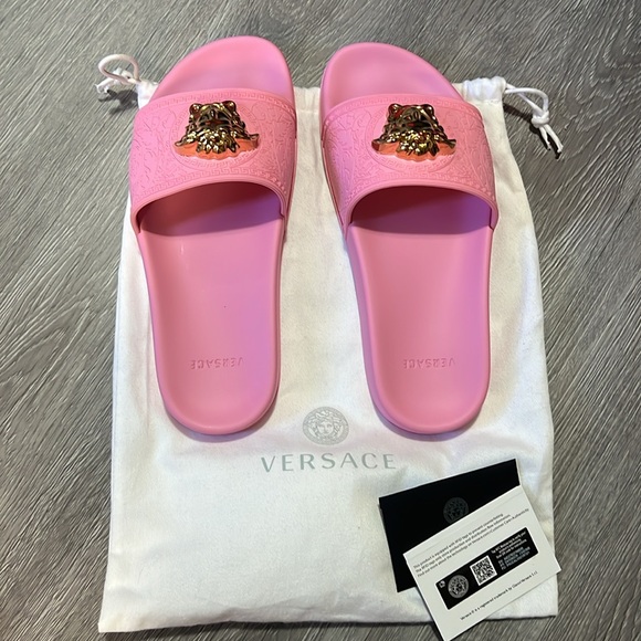 Versace pool slides - Picture 4 of 4